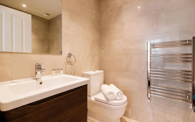 Fg Apartments - The Brompton Residence