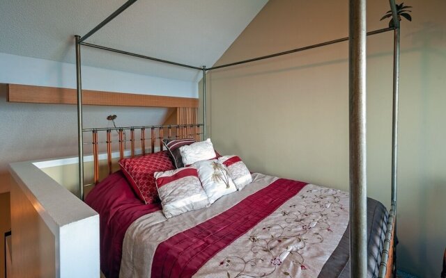 Sealodge D7 2 Bedroom Condo