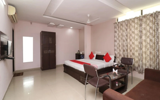 OYO 22872 Hotel Shivam Fort View