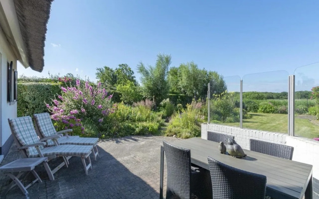 Vacation Villa With Beautyful Garden