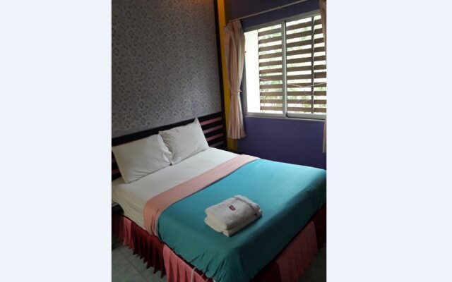 Lopburi Garden Resort