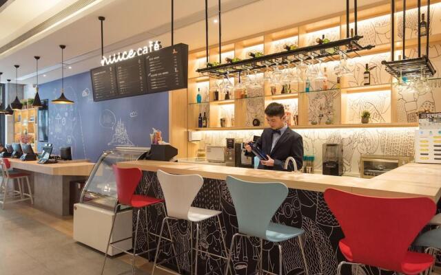 IBIS XIAN Black Dragon Temple Jiaotong University Hotel