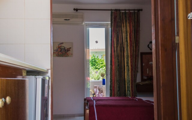 Kefalos Studios Anthoula