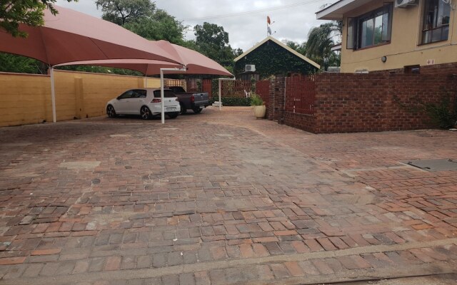 Selati Guest House