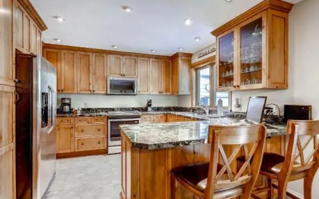 545 Deer Valley Drive