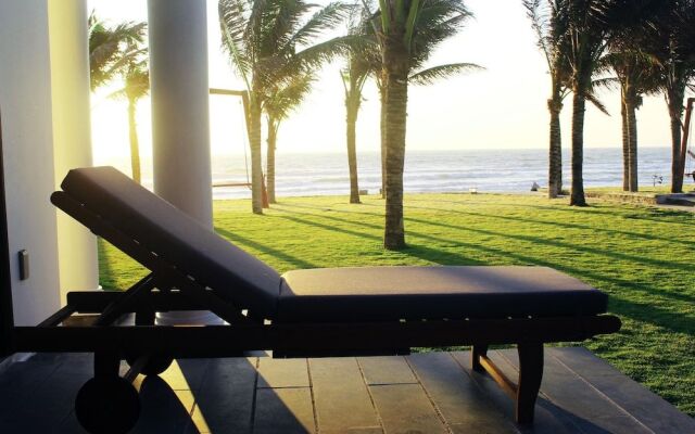 Starlight Villa Beach Resort & Spa