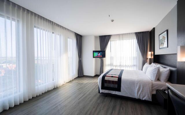 SureStay Hotel by Best Western Vientiane