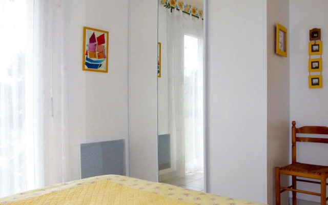 Holiday Home Ty Bihan - LOY114