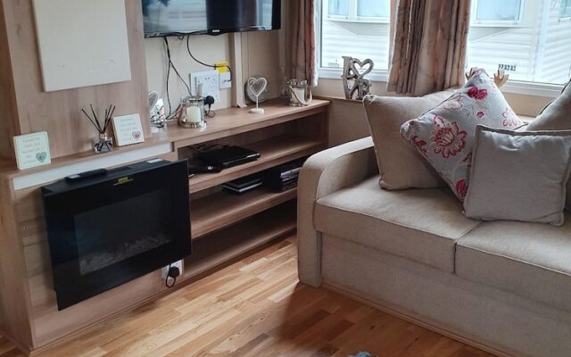 MB Caravans Towyn