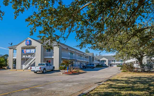 Motel 6 Bay Saint Louis, MS