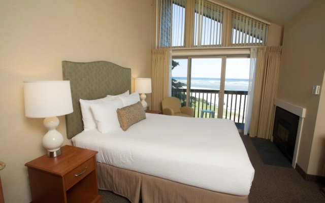 Schooner's Cove Inn