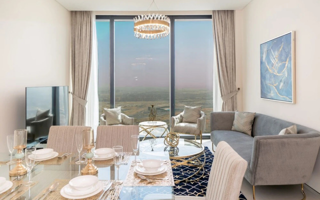 Jumeirah Gate Tower - Luton Vacation Homes
