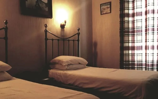 West End Hotel