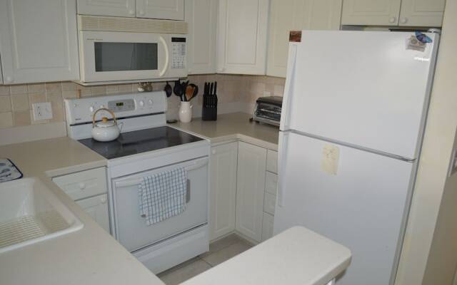 Midnight Cove Ii 211f - Bayfront Views! 2 Bedroom Condo