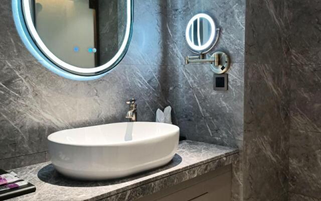 Mercure Xiamen On The Bund