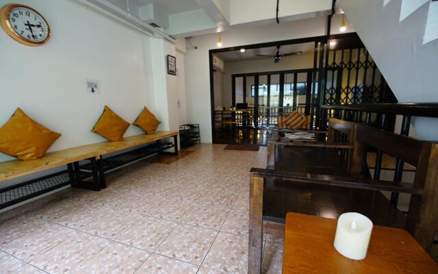 Sleep Owl Hostel