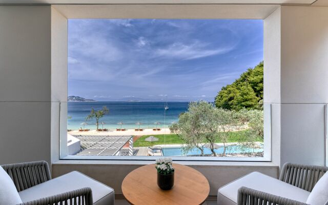 Vathi Cove Luxury Resort & Spa