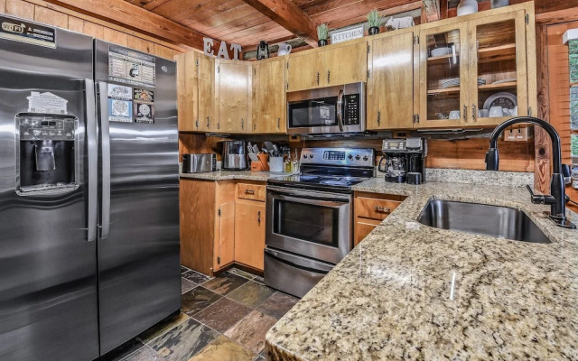 Hidden Acres Lodge 3 Bedroom Cabin