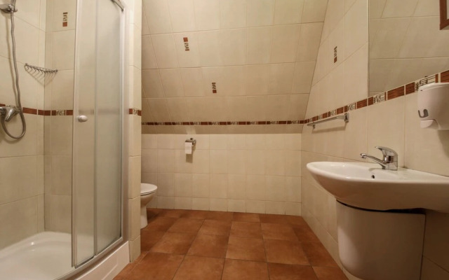 Dwór Bogucin Hotel & Restauracja