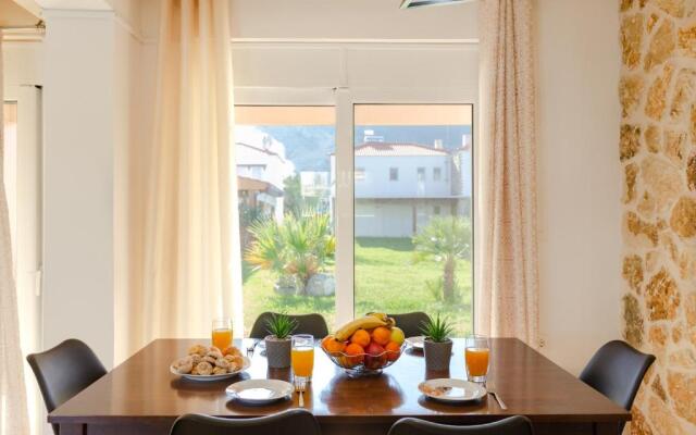 Elladas Villas with Pool at Kolympia!