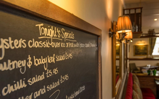 Dunstanburgh Castle Hotel