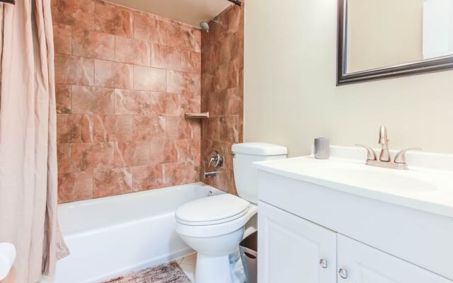 Seatuit Condominiums