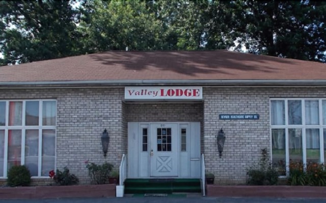 Valley Lodge Motel