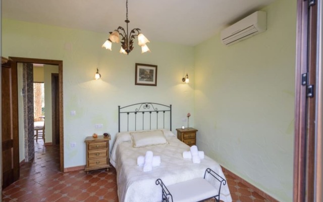 104240 -  House in El Gastor