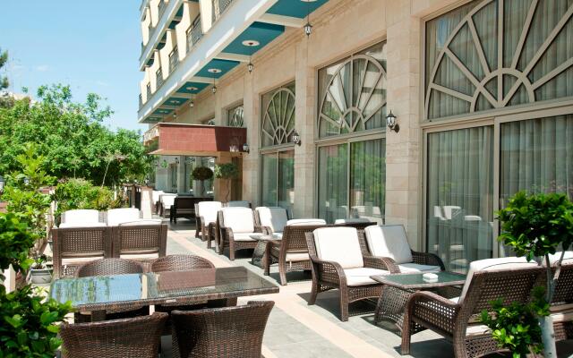 Semeli Hotel