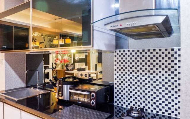 Furnished 1BR City View Casa Grande Apartment