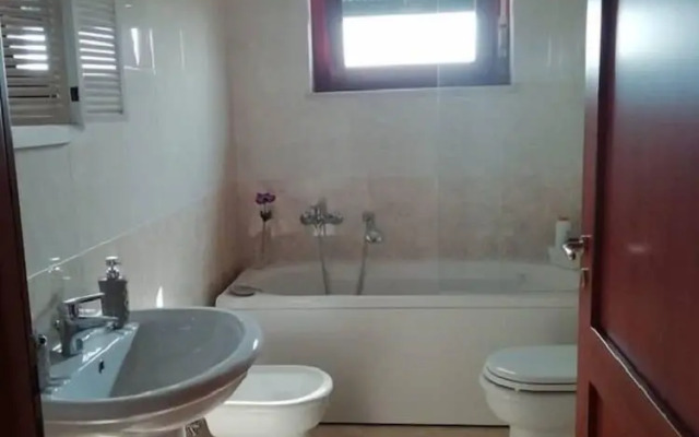 Betì House Hearts and Roses Guesthouse