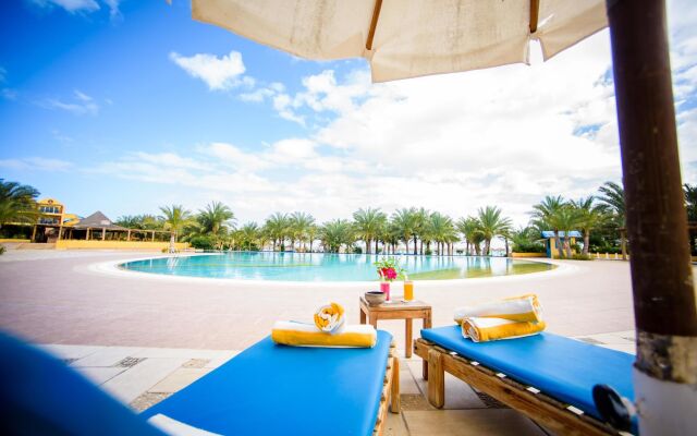 Carols Beau Rivage Hotel