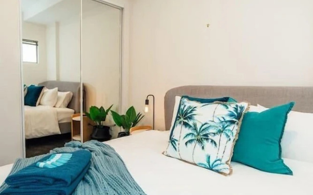 Paradiso on Bent - Netflix - Wifi - City life