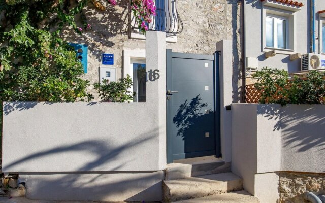 Amazing Home in Mali Losinj With Wifi and 2 Bedrooms