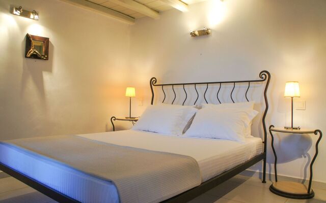 Beyond Beachfront Super Paradise Villa