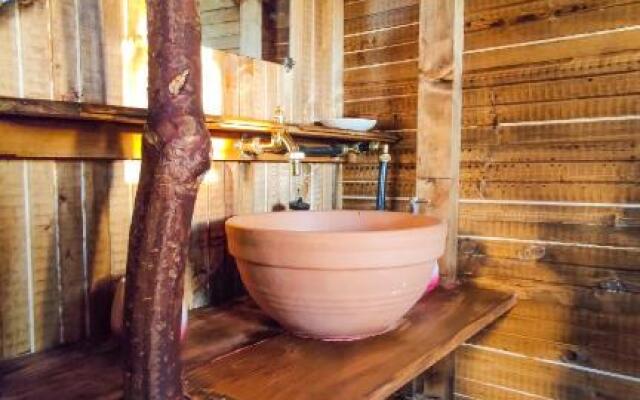 Gea tree house