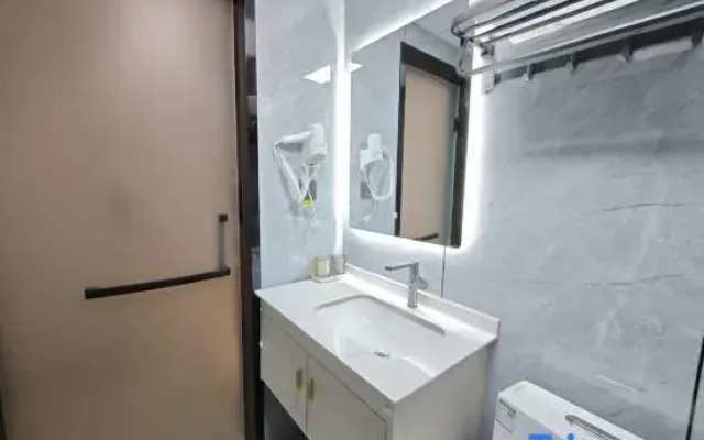 Yiwu Muyun Hotel