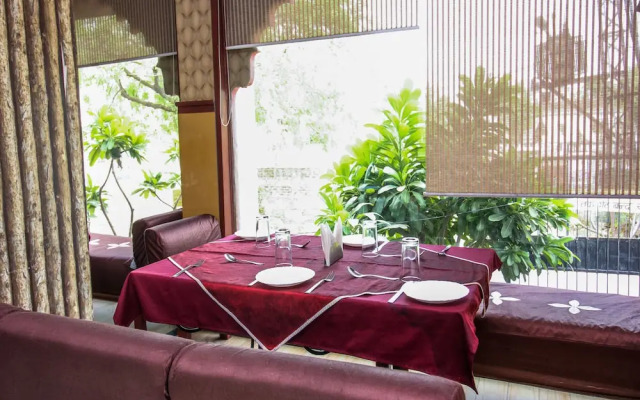 Oyo 15214 Mahal Rajwada Resort