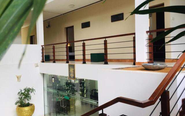 Lavendish Okrin Hotel