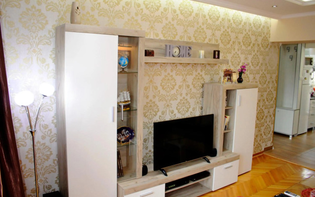 Kristi Lux Apartment