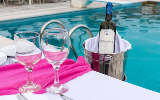 Grecian Castle Hotel