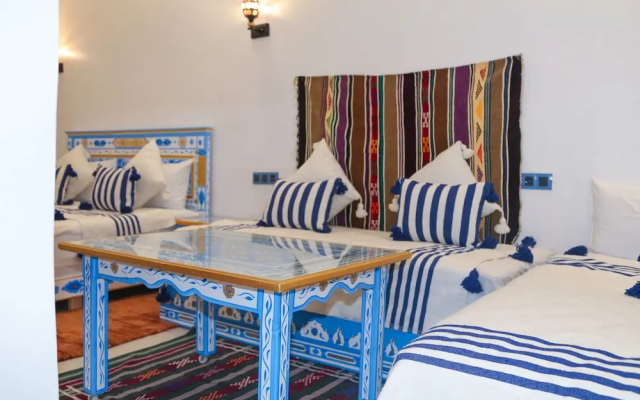 Casa Blue Pearl