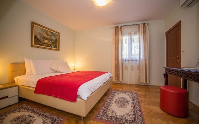 Apartments The Palms