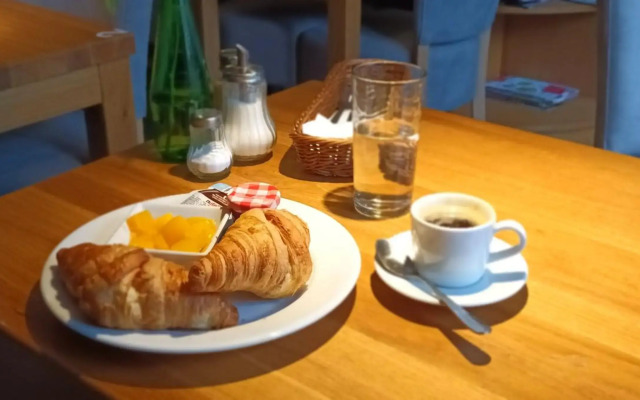 Cracow Central Aparthotel