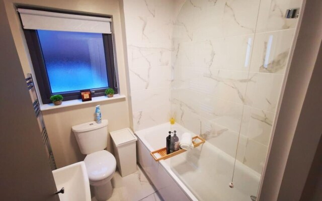 Luxurious 2-bed Apartment in Belfast Centre