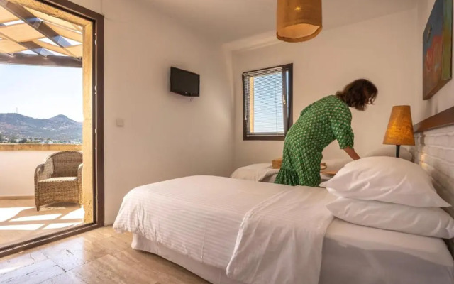 4Reasons Hotel And Bistro