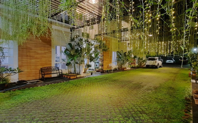 The Peak Guest House