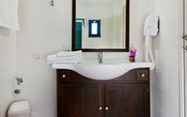 Anna Apartments & Studios