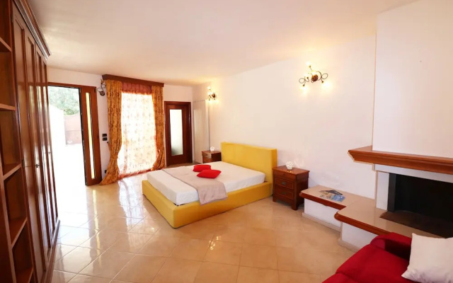 Holiday Home Eva to Otranto Center 4 Places
