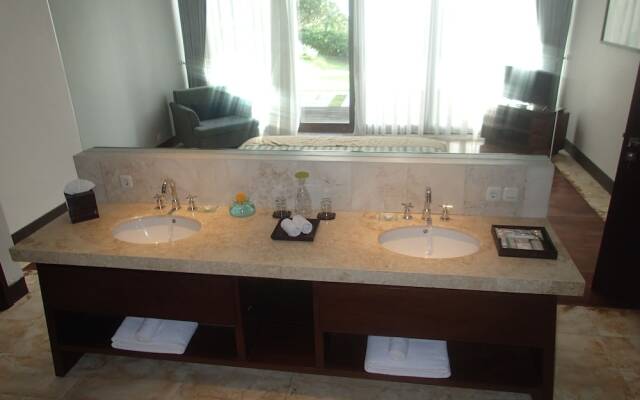 3 Bedrooms Sun Suite Villa Bali